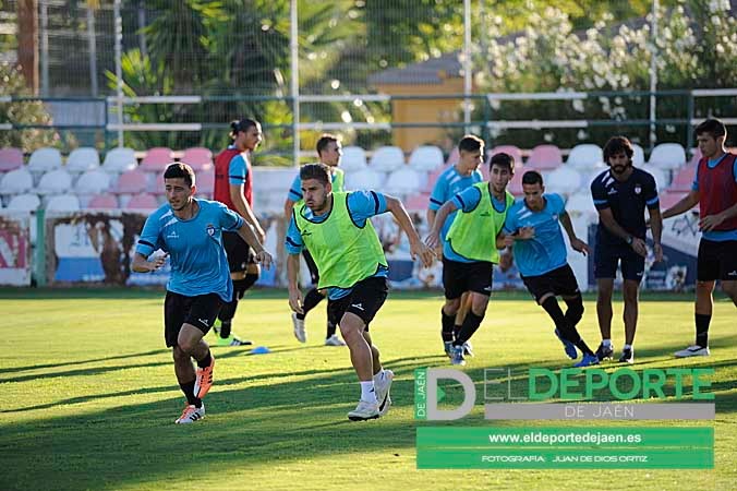 El Real Jaén prepara el amistoso frente al Córdoba (planning semanal)