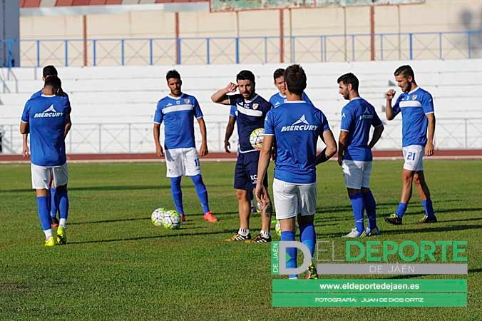 El Linares Deportivo prepara su estreno en casa frente al Granada B (planning semanal)