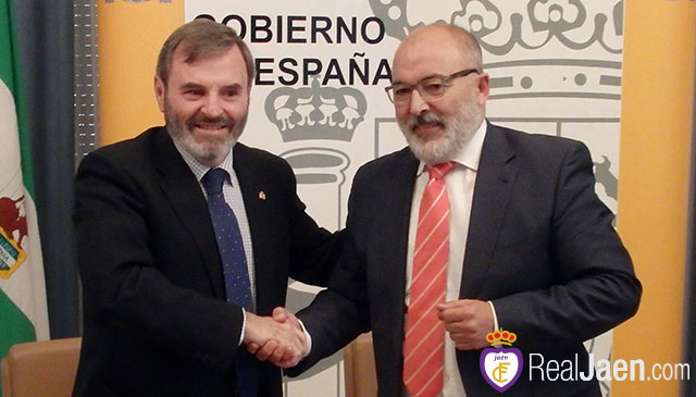 El Real Jaén y la Subdelegación del Gobierno convergen en una estrategia contra la violencia de género