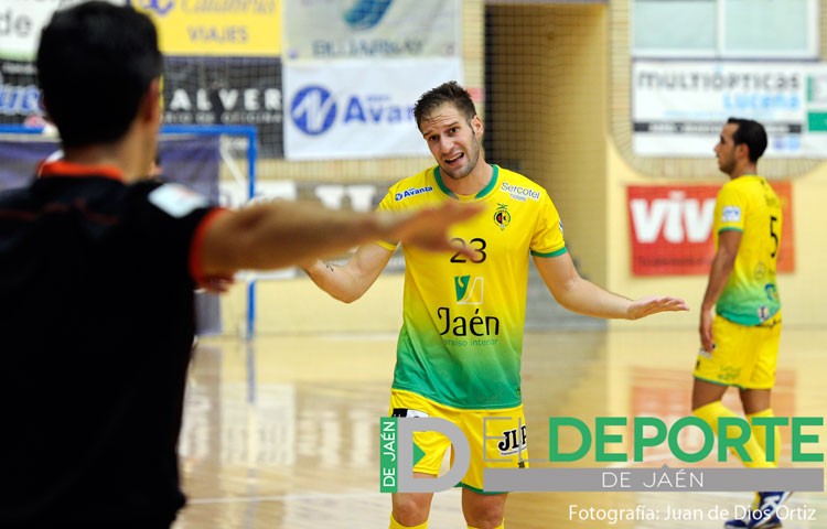 Solano, sancionado con un partido
