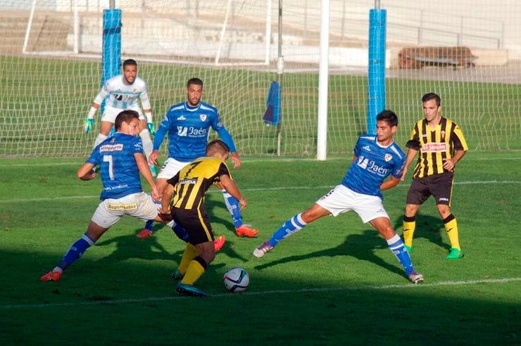 El Linares Deportivo cosecha su sexto empate en nueve partidos