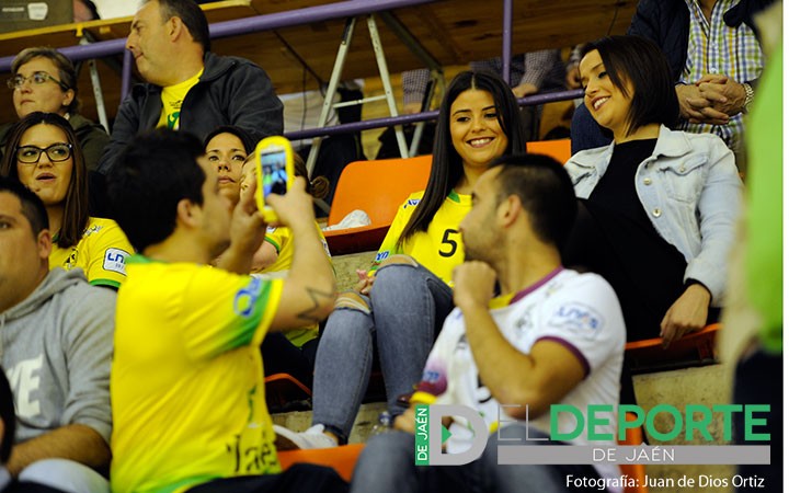 La afición en La Salobreja (Jaén Paraíso Interior – Jumilla)