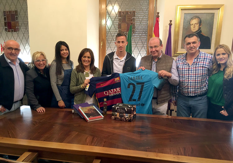 El futbolista Juan Cámara inicia sus vacaciones navideñas en Jaén