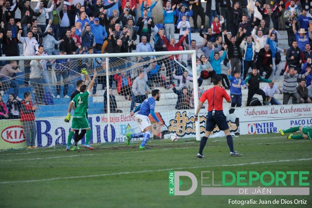 Victoria trabajada del Linares Deportivo ante el Algeciras