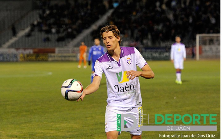 Nando sufre una fractura en un dedo del pie estará de baja un mes