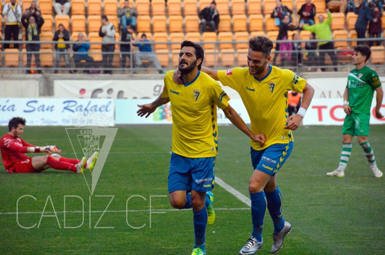 El Linares Deportivo no puede con el potencial del Cádiz