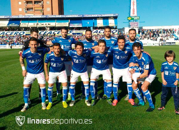 El Jumilla mete en descenso al Linares Deportivo