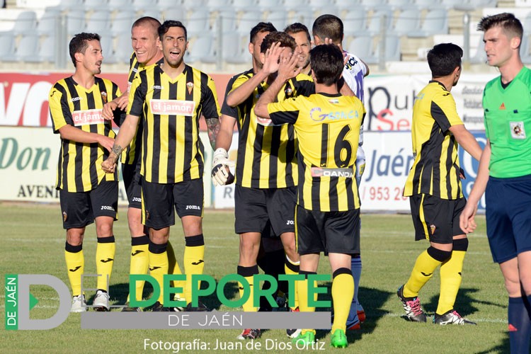 El San Roque remonta y hunde el ánimo del Real Jaén (la crónica)