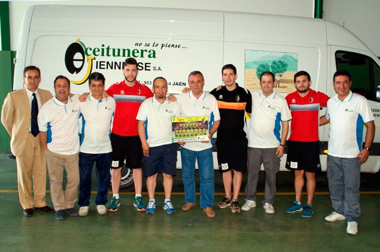 Visita del Jaén FS a las instalaciones de Aceitunera Jiennense