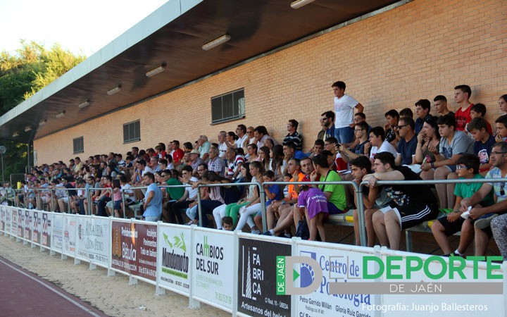 La afición en el ‘Antonio Cruz’ (Úbeda Viva-Real Jaén)