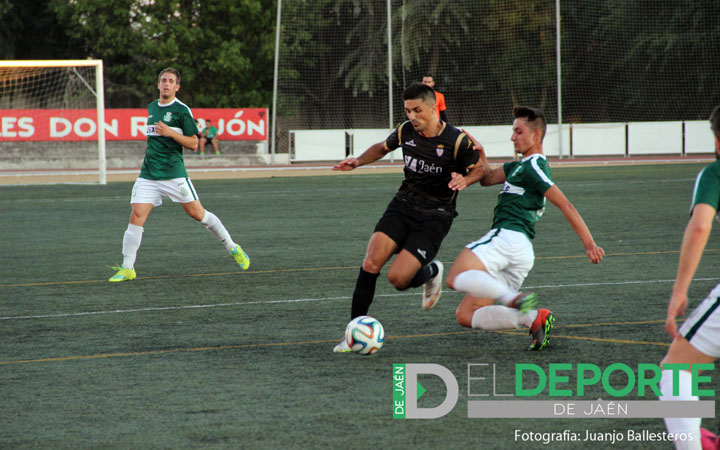 El Real Jaén vence al CD Úbeda Viva en su primer duelo de pretemporada