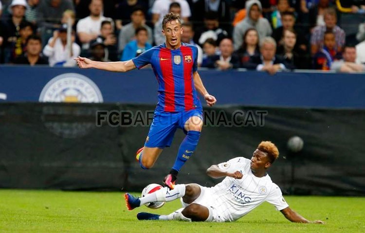 Juan Cámara repitió titularidad frente al Leicester