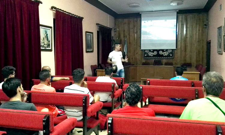 Miembros del Mengíbar FS conocieron múltiples aspectos sobre la preparación física en el fútbol sala
