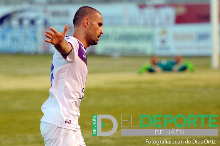 Goleada del Real Jaén para abrir su periplo liguero (la crónica)