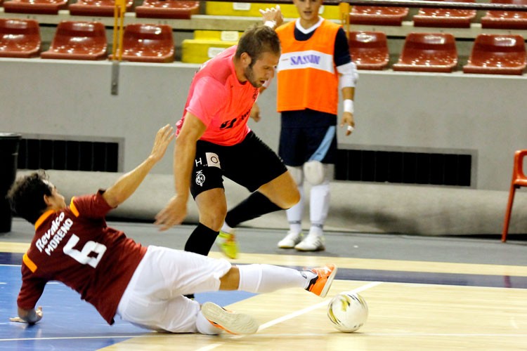 El Jaén Paraíso Interior FS vence en el amistoso de Córdoba