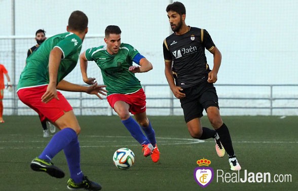 El Real Jaén cierra la pretemporada con una victoria en Torredelcampo