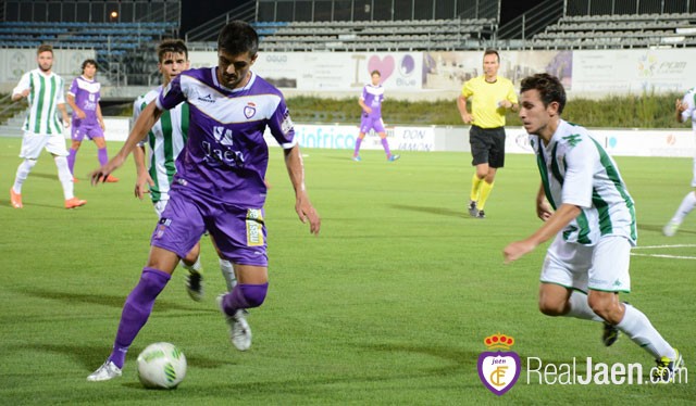 El Real Jaén suma un insípido punto frente al filial del Córdoba