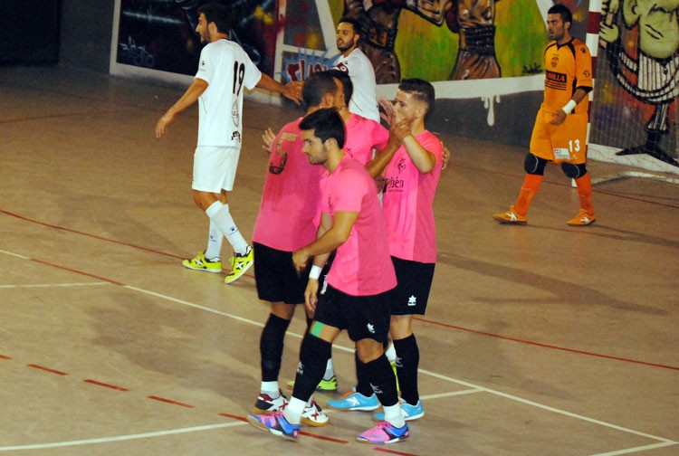 El Jaén Paraíso Interior vence al Jumilla en el amistoso de Bedmar