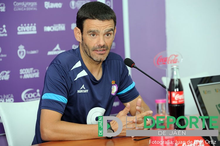 Tejada: «El equipo quiere, tiene ganas; el vestuario está muy unido»