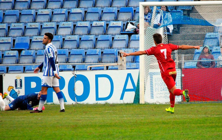 El Linares Deportivo logra una victoria con goleada en Huelva