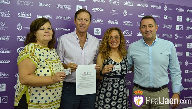 La asociación Caminamos prolonga su vínculo con el Real Jaén