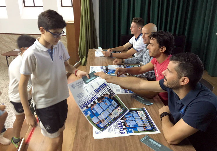 El Linares Deportivo pone en marcha la campaña ‘Del Cole a Linarejos’