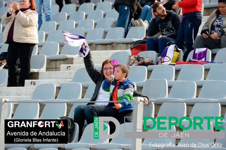 La afición en La Victoria (Real Jaén-Atlético Sanluqueño)