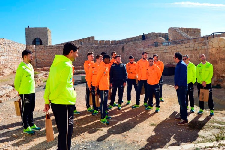 Visita del Burela Pescados Rubén al Castillo de Santa Catalina