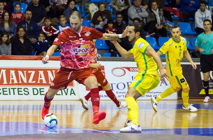 El Jaén Paraíso Interior cosecha un empate en la cancha de Elpozo