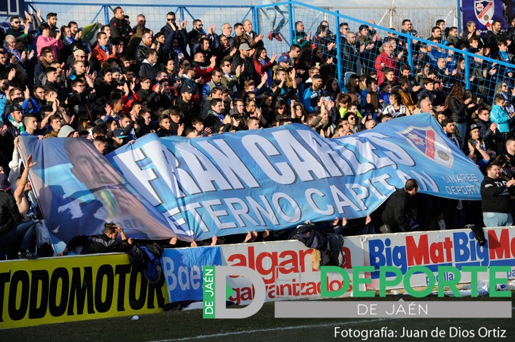 La afición en Linarejos (Linares Deportivo – Real Jaén)