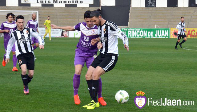 El Real Jaén suma un nuevo empate en su visita a La Línea