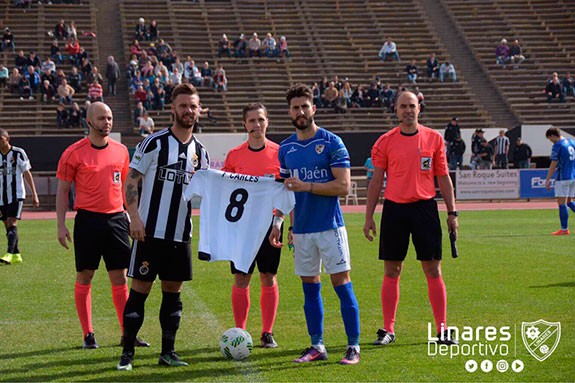 El Linares Deportivo roza la victoria en La Línea