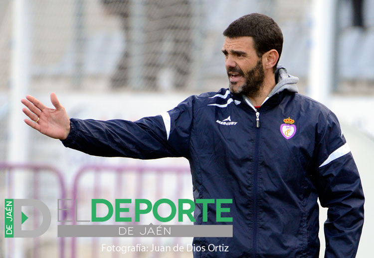 Tejada: «Jugamos como locales y tenemos que ser solventes»