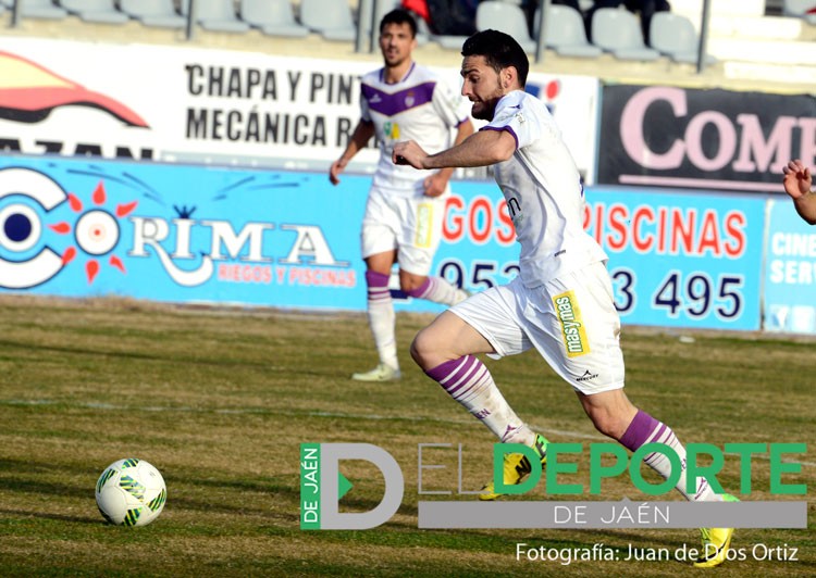 Vitu: «Nuestra cuenta pendiente es ganar fuera de casa»
