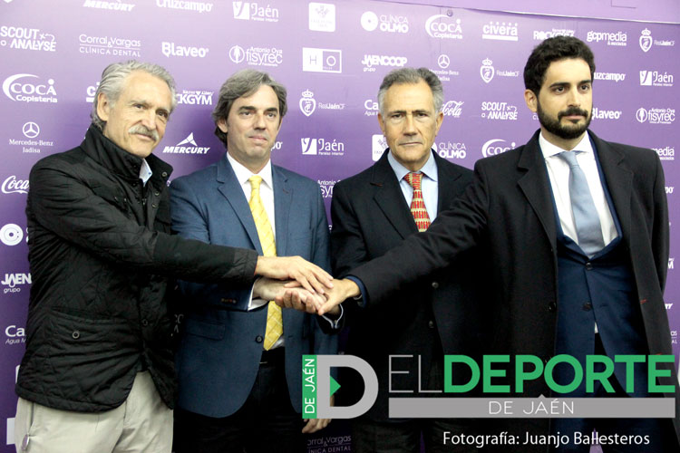 Trascendente conflicto entre los dirigentes y los jugadores del Real Jaén por las fórmulas de pago