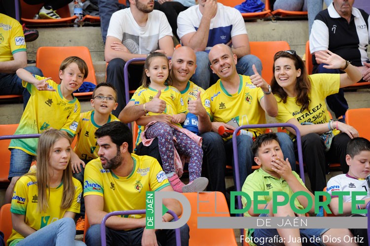 La afición en La Salobreja (Jaén FS – Santiago Futsal)