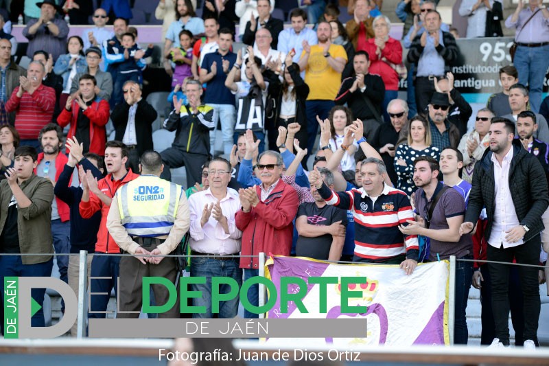 Los socios del Real Jaén podrán retirar tres invitaciones para el partido ante el Extremadura