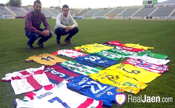 Sorteo de camisetas de equipos de Primera y Segunda a beneficio del Real Jaén