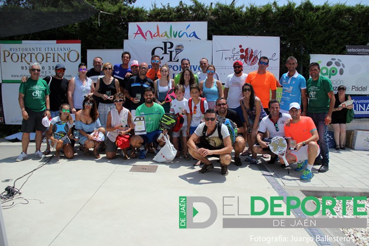 Entrega de premios en el Gran Slam Club Padel Linares