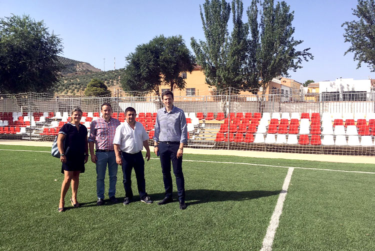 Campillo de Arenas mejora las instalaciones del campo de fútbol-7