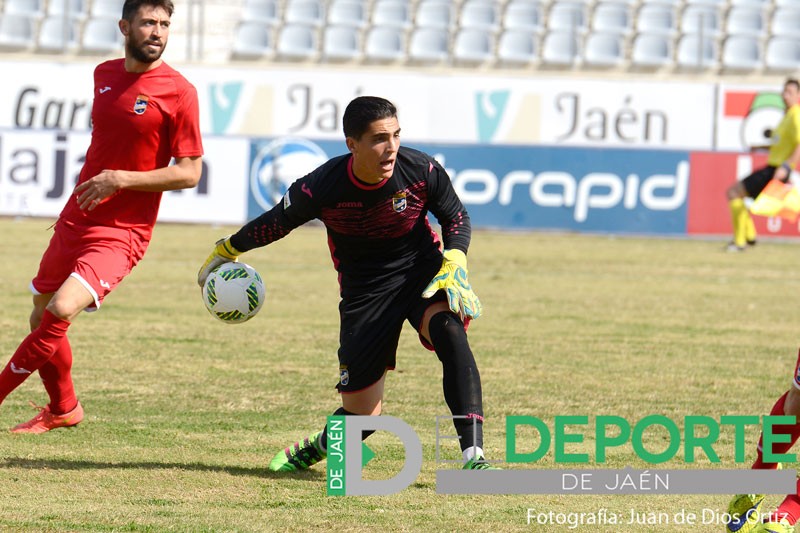 Robador se convierte en el nuevo guardameta del Linares Deportivo