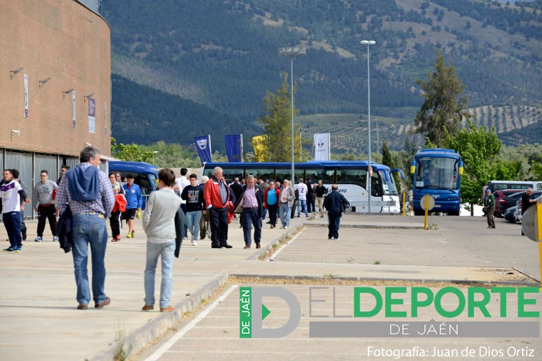 El Real Jaén anuncia un servicio especial de autobuses para el domingo