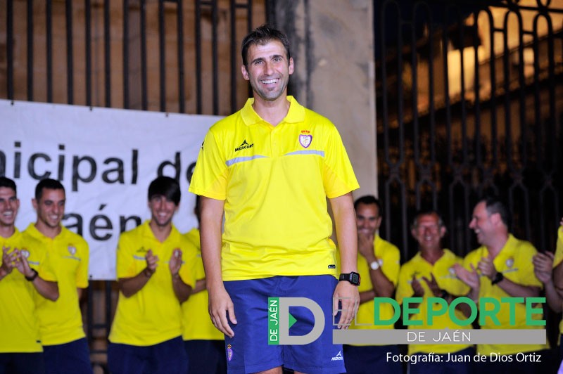 Valenciano: «Los futbolistas están ansiosos por competir»