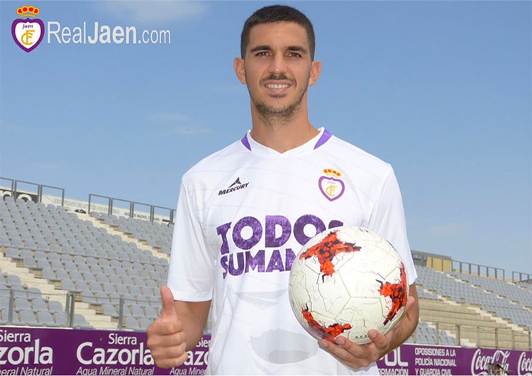 Ismael Heredia refuerza la defensa del Real Jaén