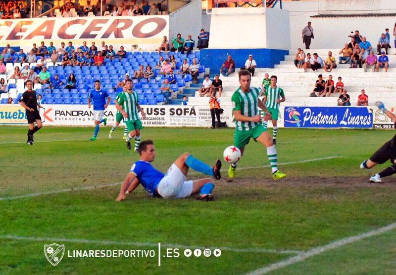 El Linares Deportivo vence al Atarfe con un doblete de Javi López