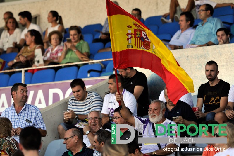 La afición en La Victoria (Real Jaén – Linares Deportivo)