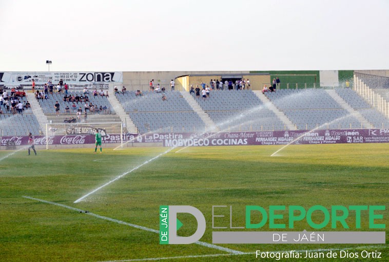 El Real Jaén aprovechará el derbi para celebrar el «Día de la Fiesta Nacional»