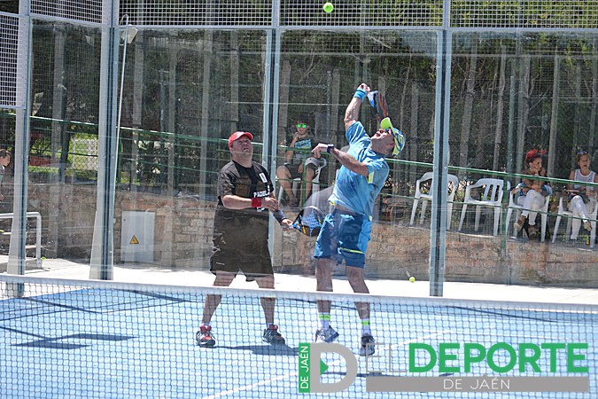 Los viejos rockeros buscan el título de campeones en el Master Veteranos Aspadel Jaén