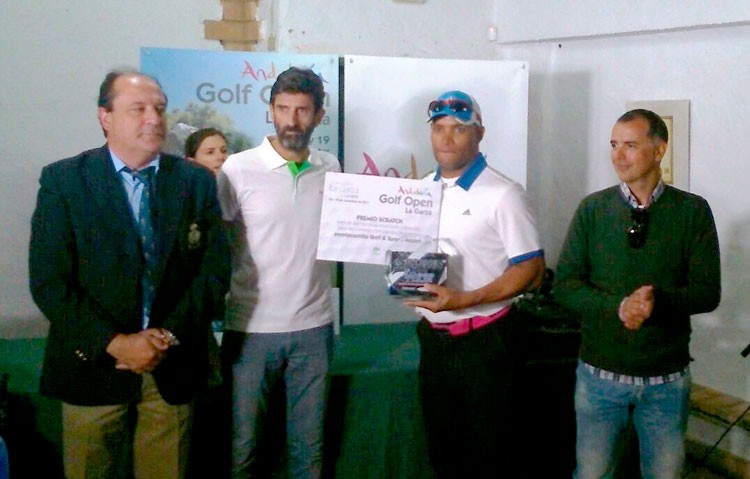 Nataniel Reinoso triunfa en el Andalucía Golf Open La Garza