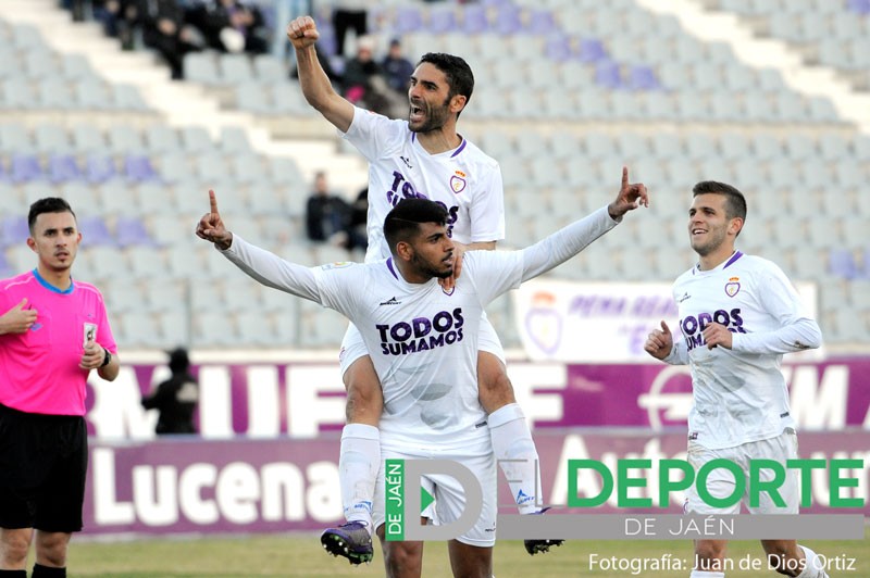 El Real Jaén vence por la mínima al Huétor Vega y se coloca segundo